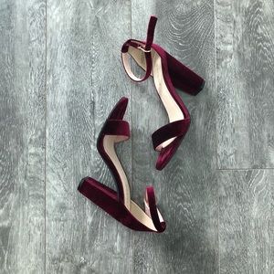 Bamboo Red Velvet Sandals